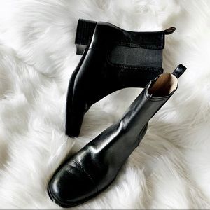 LANDS’ END BLACK LEATHER ANKLE BOOTS